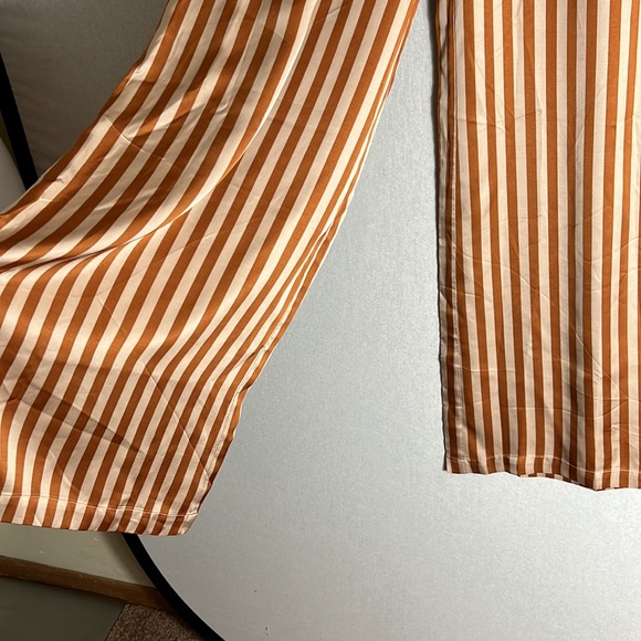 NEW L’AGENCE Lillian smock waist pant drapery satin siz XS honey/LT sand stripe - Picture 5 of 15